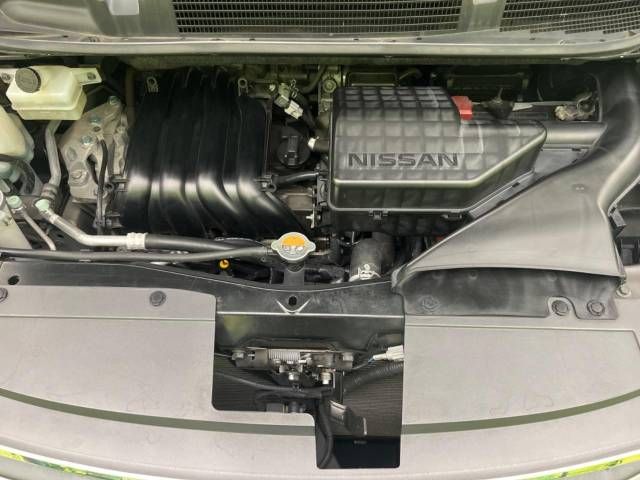 Nissan SERENA 2015-12 186321-19