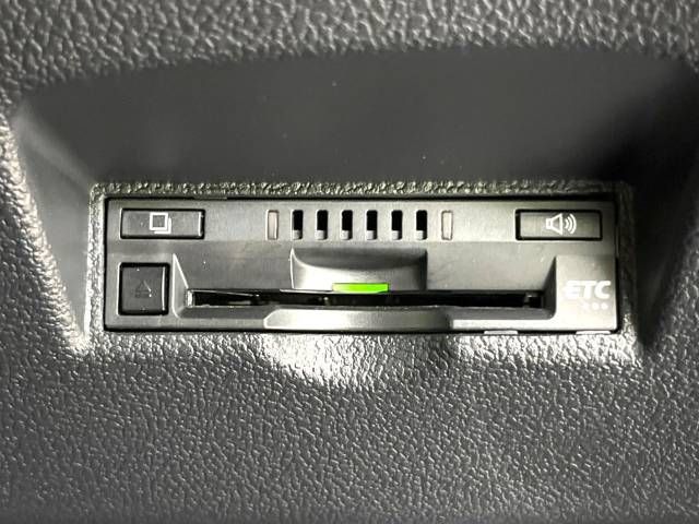 Toyota PRIUS 2019-03 25453-7
