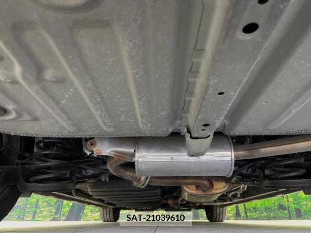 Toyota VOXY 2020-11 370472-19