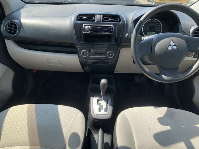 Mitsubishi MIRAGE HATCHBACK 2014-02 4574-8