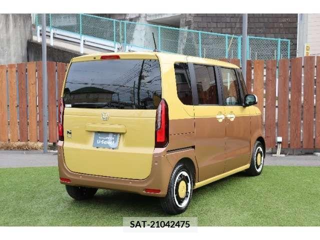 Honda N BOX 2023-10 307513-5