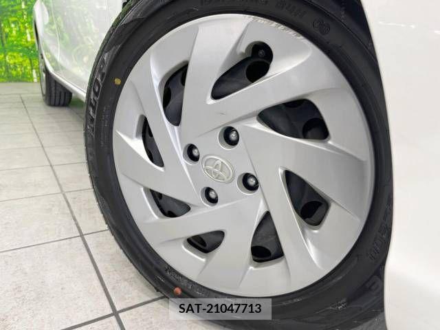 Toyota AQUA 2019-04 314087-13