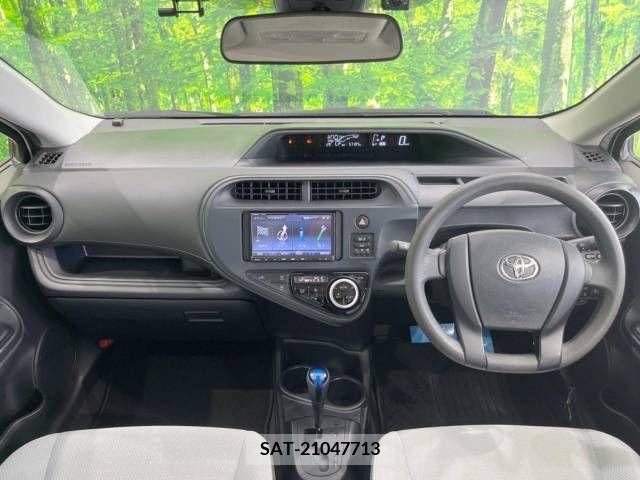 Toyota AQUA 2019-04 314087-1