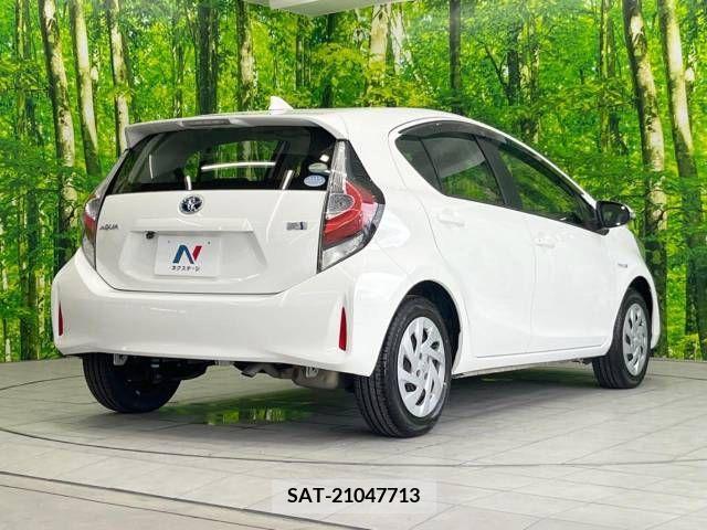 Toyota AQUA 2019-04 314087-17