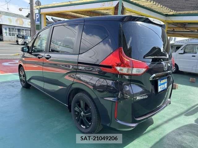 Honda FREED 2024-03 302971-3