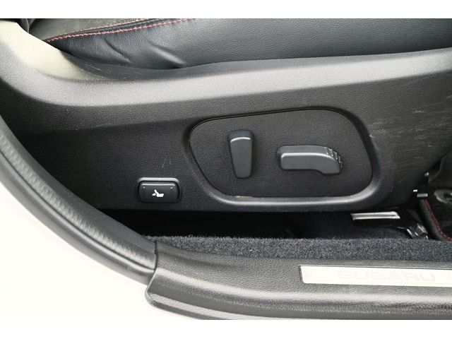 Subaru WRX S4 2015-03 23705-25