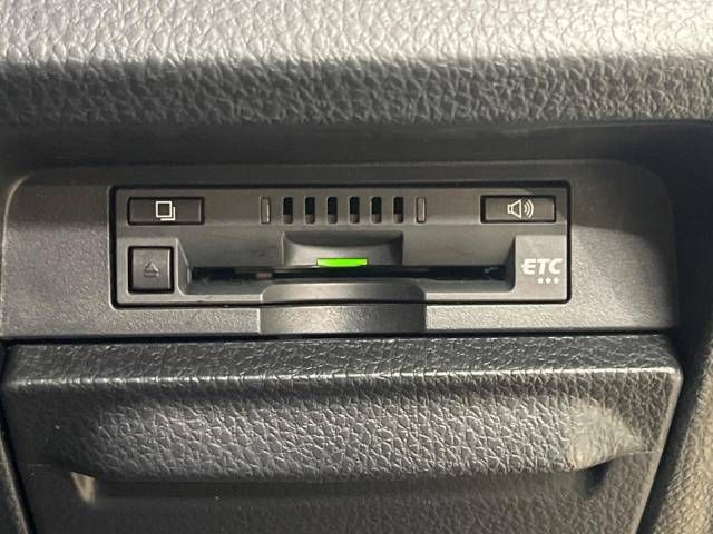 Toyota VOXY 2016-09 183309-7