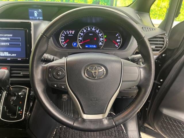 Toyota VOXY 2016-09 183309-5