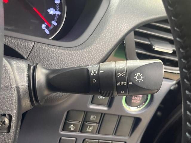 Toyota VOXY 2016-09 183309-12