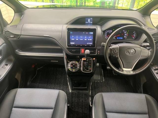 Toyota VOXY 2016-09 183309-1