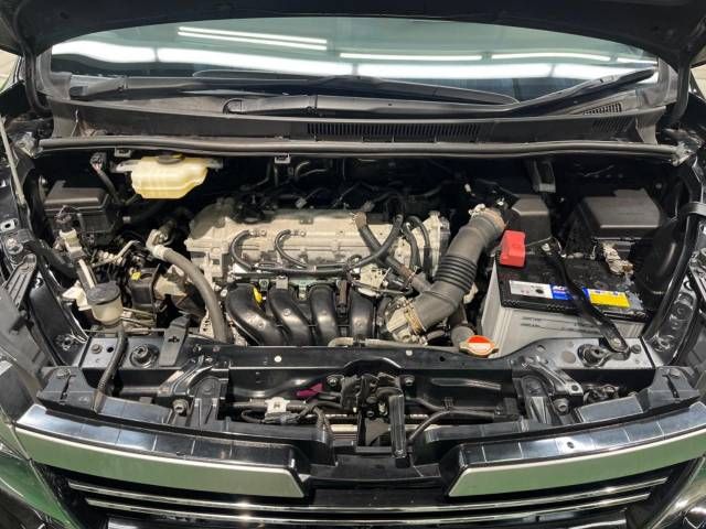 Toyota VOXY 2016-09 183309-19