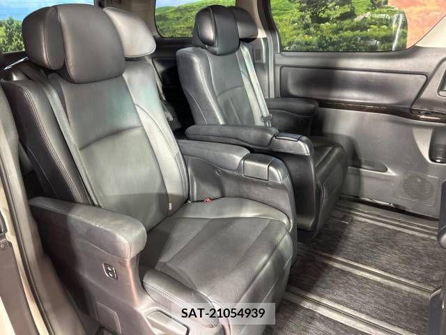 Toyota VELLFIRE 2012-05 287889-8