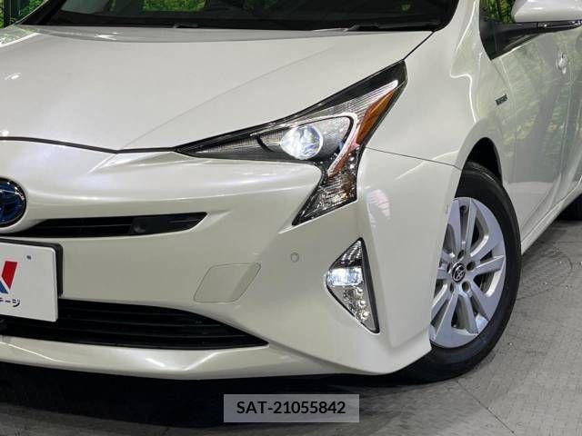 Toyota PRIUS 2017-05 217333-12