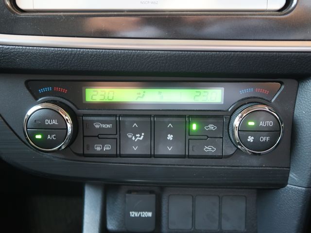 Toyota AURIS 2013-12 23677-14