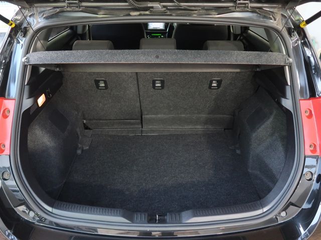Toyota AURIS 2013-12 23677-17