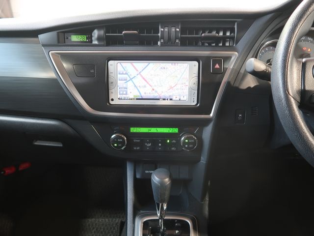 Toyota AURIS 2013-12 23677-10