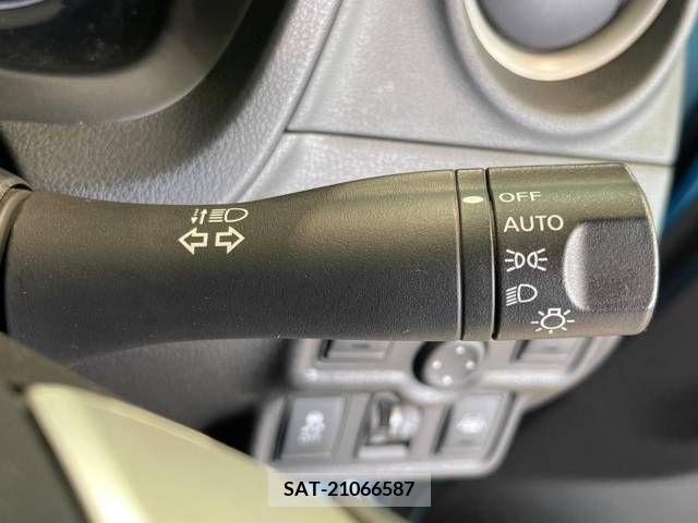 Nissan NOTE 2015-09 365354-7