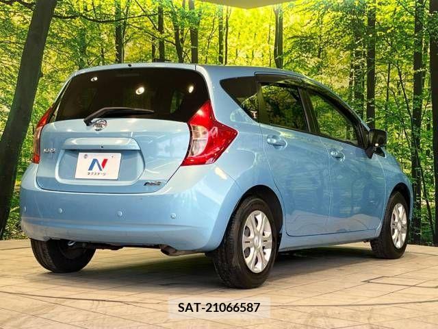 Nissan NOTE 2015-09 365354-17