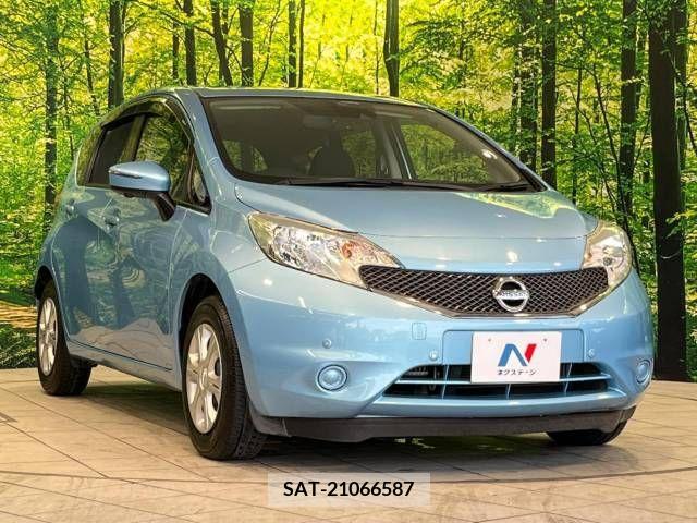 Nissan NOTE 2015-09 365354-16