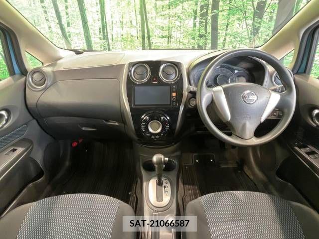 Nissan NOTE 2015-09 365354-1