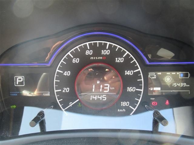Nissan NOTE 2019-05 12076-16
