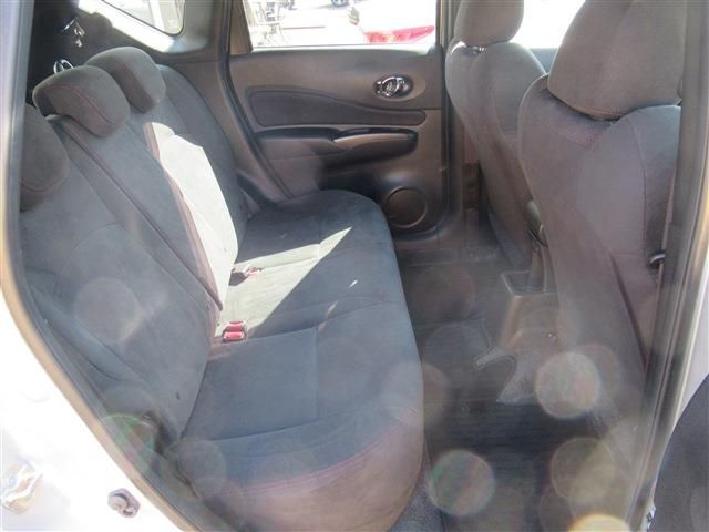 Nissan NOTE 2019-05 12076-6