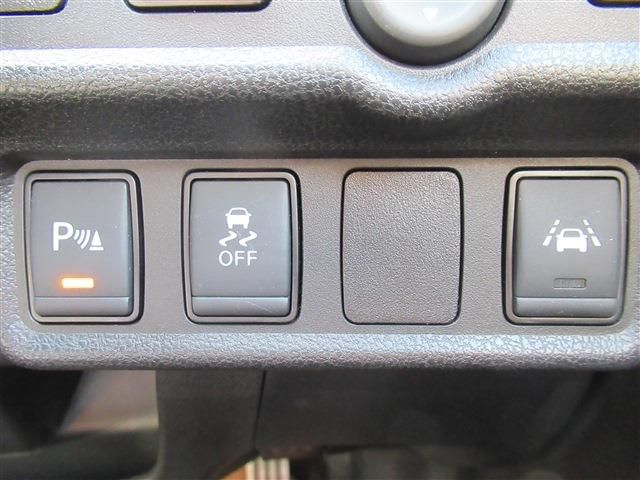 Nissan NOTE 2019-05 12076-15