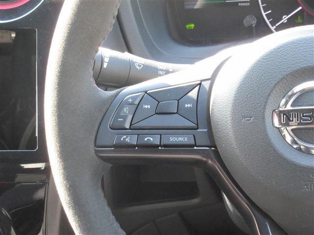 Nissan NOTE 2019-05 12076-12