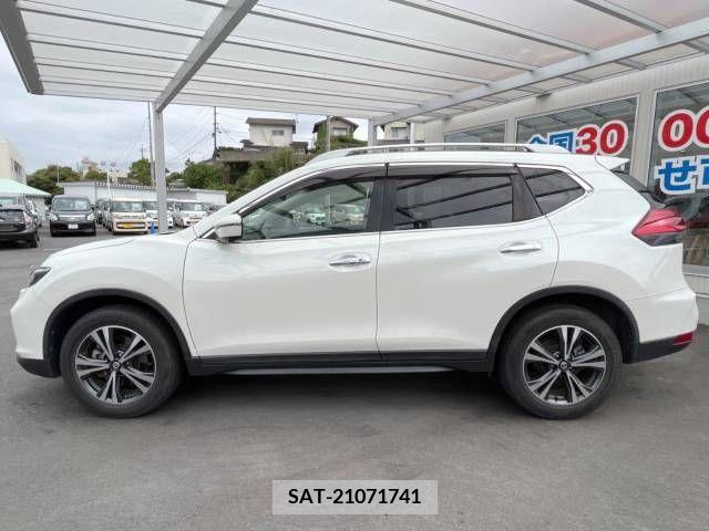 Nissan X-TRAIL 2017-09 314813-16