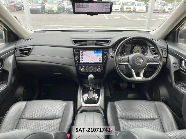 Nissan X-TRAIL 2017-09 314813-1