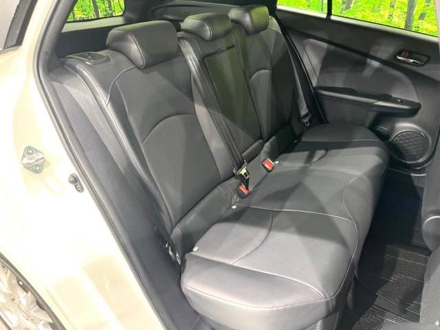 Toyota PRIUS 2018-06 21104-9