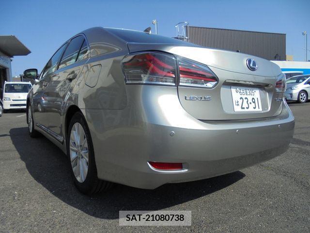 Lexus HS 2016-07 233344-2