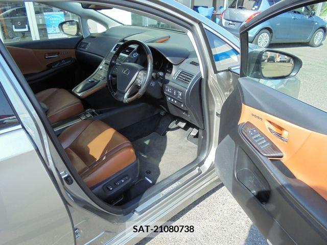 Lexus HS 2016-07 233344-1