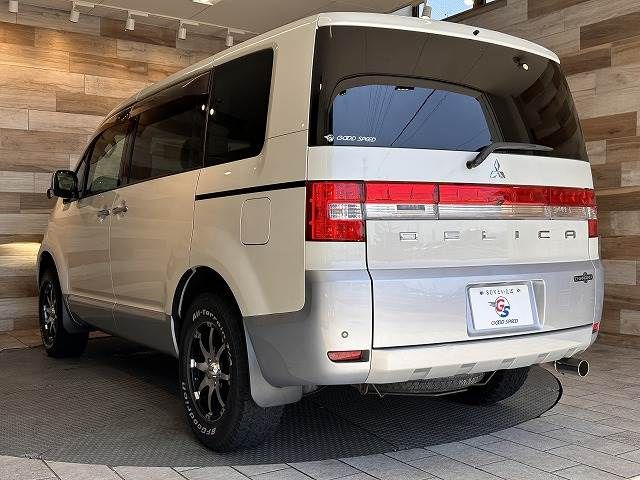 Mitsubishi DELICA D5 2010-07 9024-14