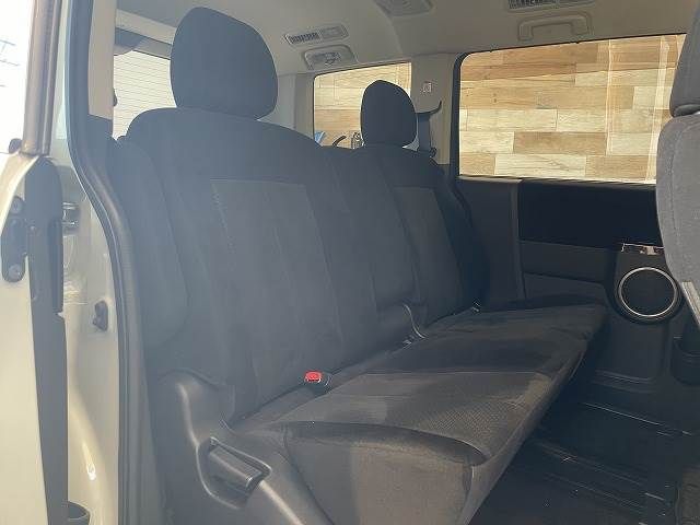 Mitsubishi DELICA D5 2010-07 9024-10