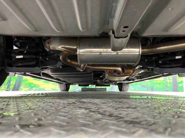 Toyota VOXY 2014-02 13923-19