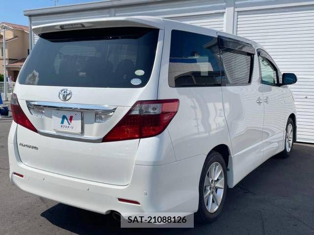 Toyota ALPHARD 2011-08 389044-17