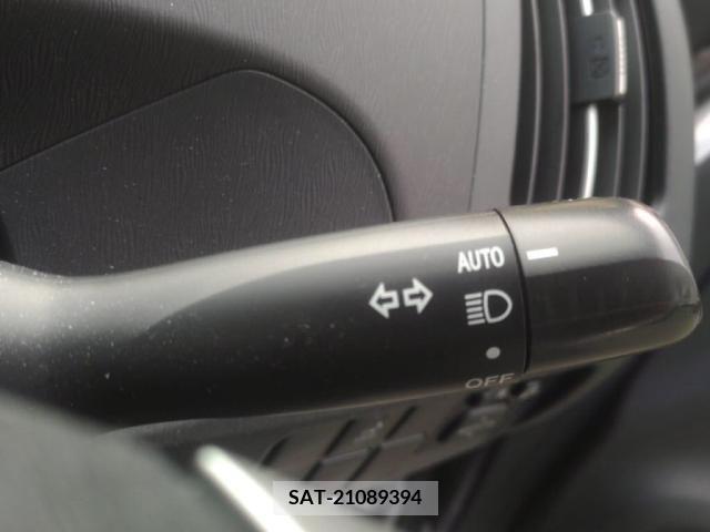 Toyota PRIUS 2013-07 351440-14