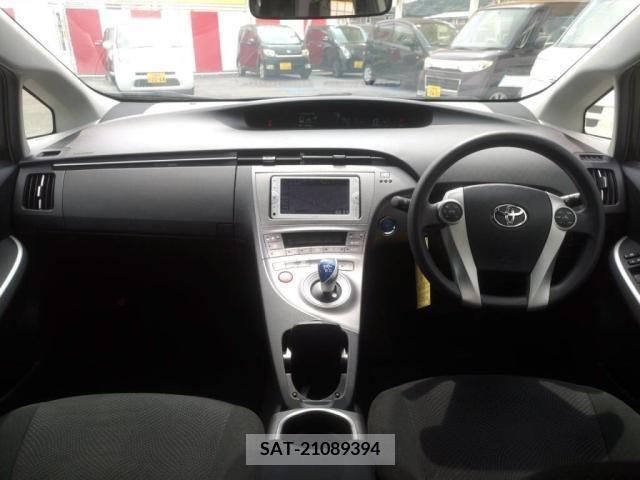 Toyota PRIUS 2013-07 351440-2