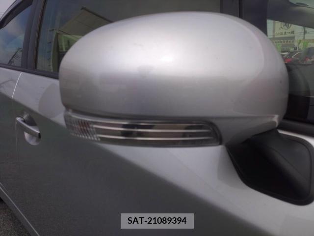 Toyota PRIUS 2013-07 351440-11