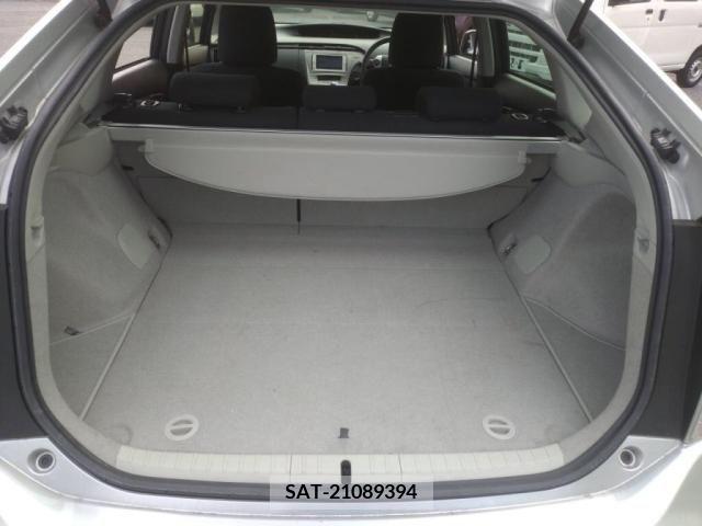 Toyota PRIUS 2013-07 351440-24