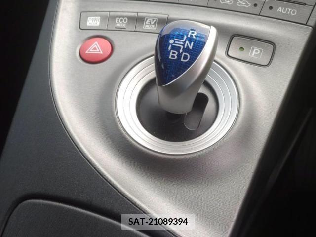 Toyota PRIUS 2013-07 351440-19