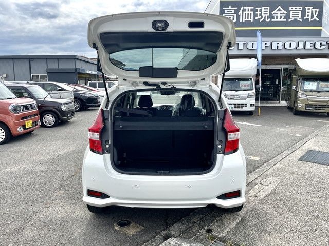 Nissan NOTE 2018-03 17180-8
