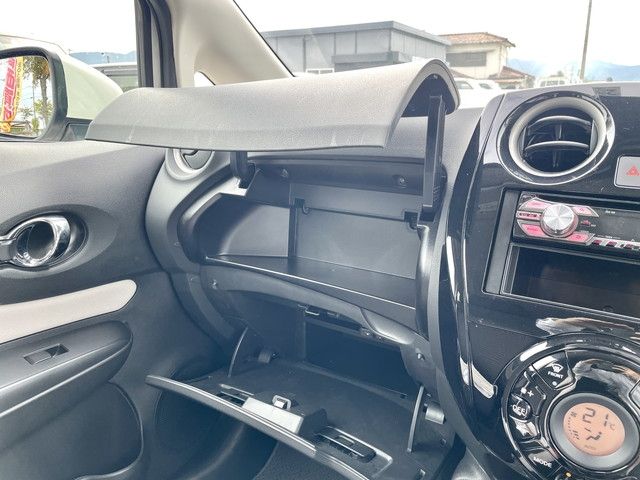 Nissan NOTE 2018-03 17180-27