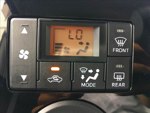 Daihatsu TANTO CUSTOM 2016-07 9864-13