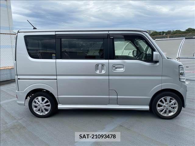 Suzuki EVERY WAGON 2017-07 338383-27