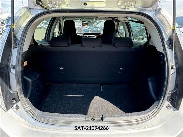 Toyota AQUA 2017-12 346307-18