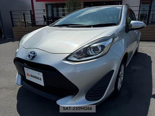 Toyota AQUA 2017-12 346307-9