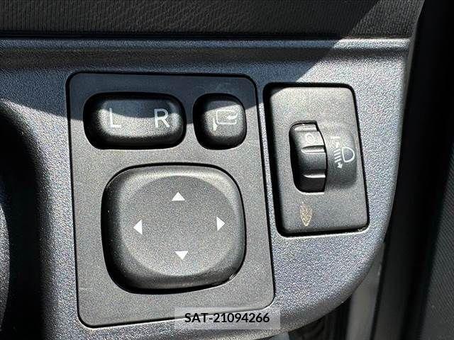 Toyota AQUA 2017-12 346307-22