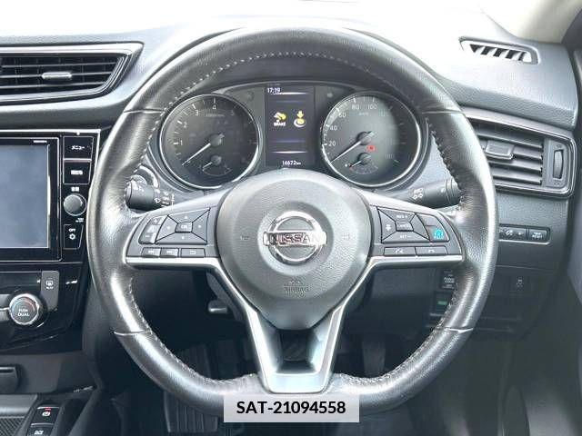 Nissan X-TRAIL 2018-06 371336-10